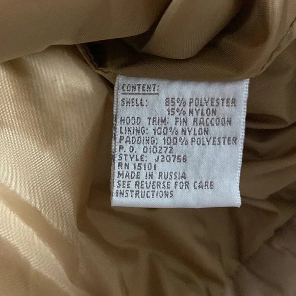 Imperfect winter coat made in Russia removable raccoon fur large tan heavy coat - Picture 11 of 16